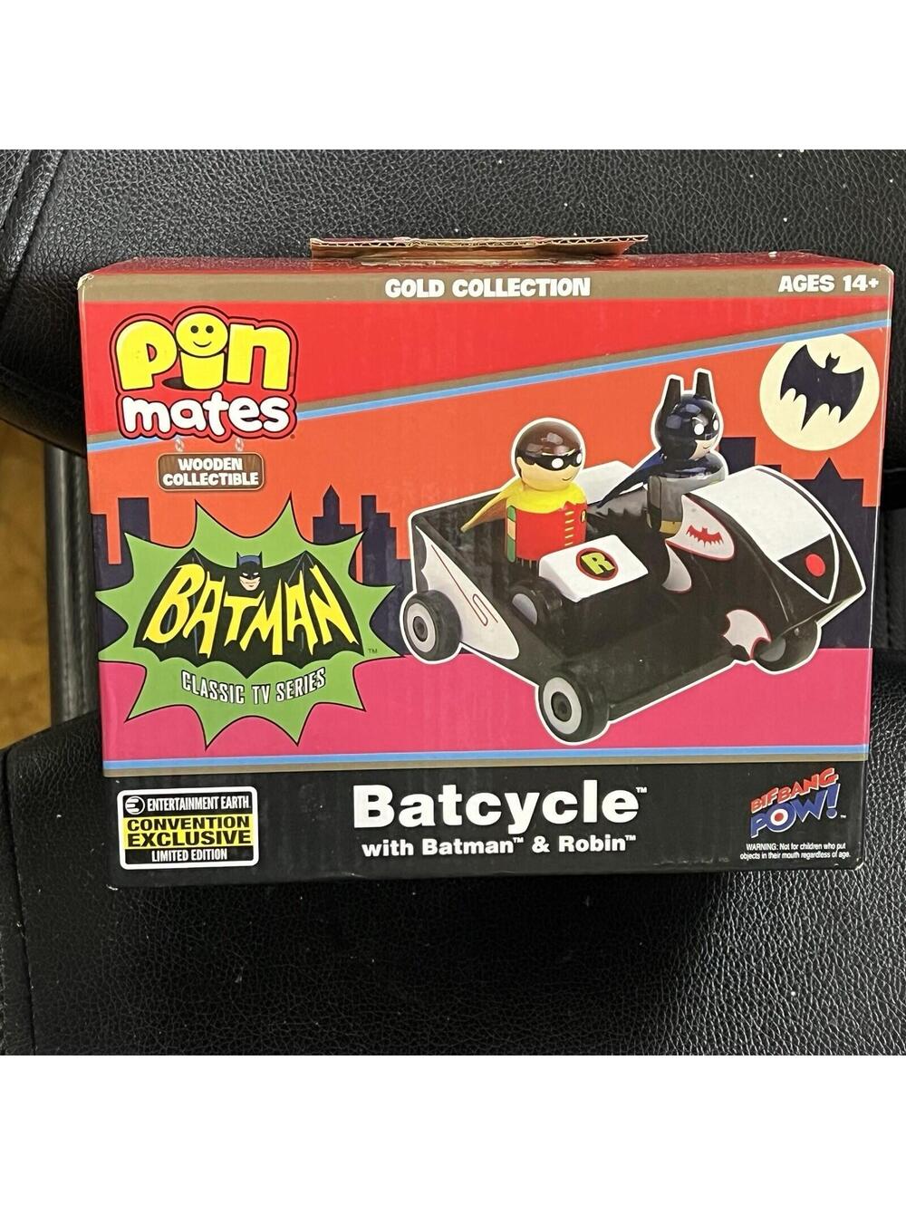 Pin Mates Batman Classic TV Series Batcycle with Batman and Robin Colletibles